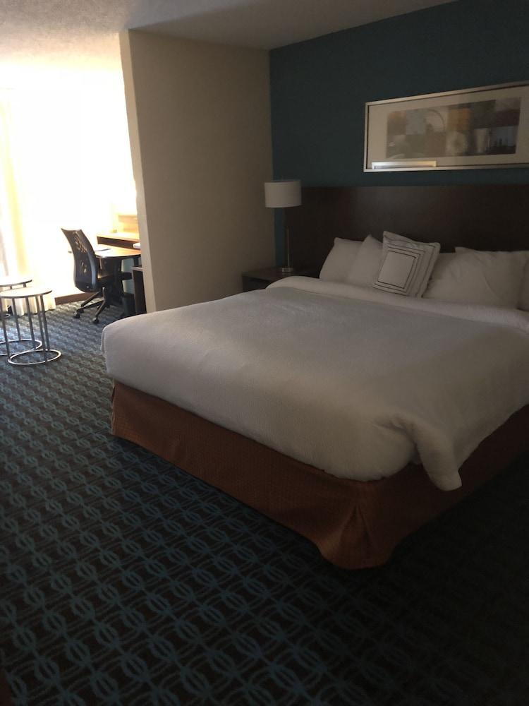 Fairfield Inn By Marriott Kalamazoo West Екстер'єр фото
